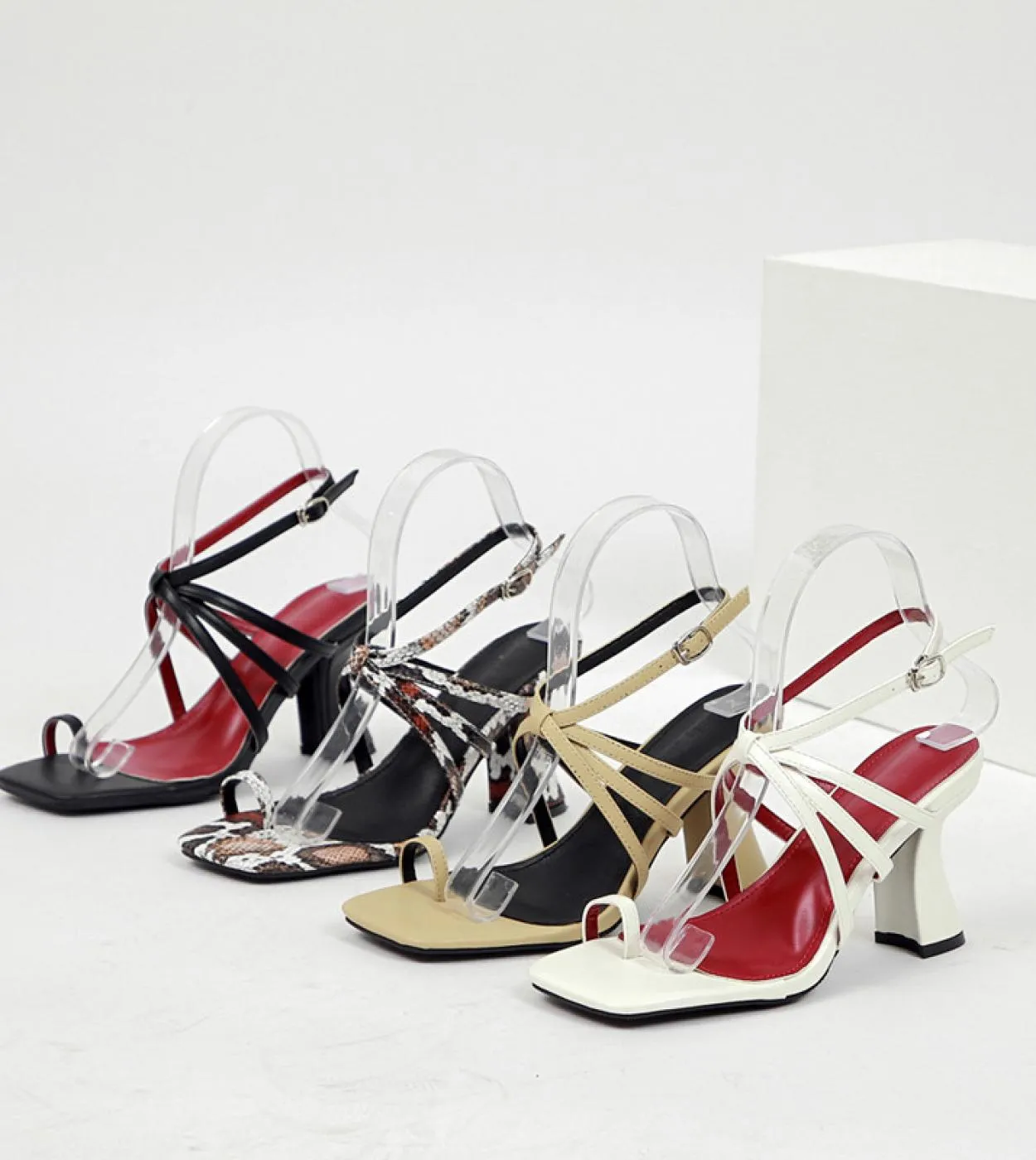 2022 Summer Fashion Women Slippers High Heels  Strap Peep Toe Sandals New Style Casual Shoes Woman  Womens Slippers