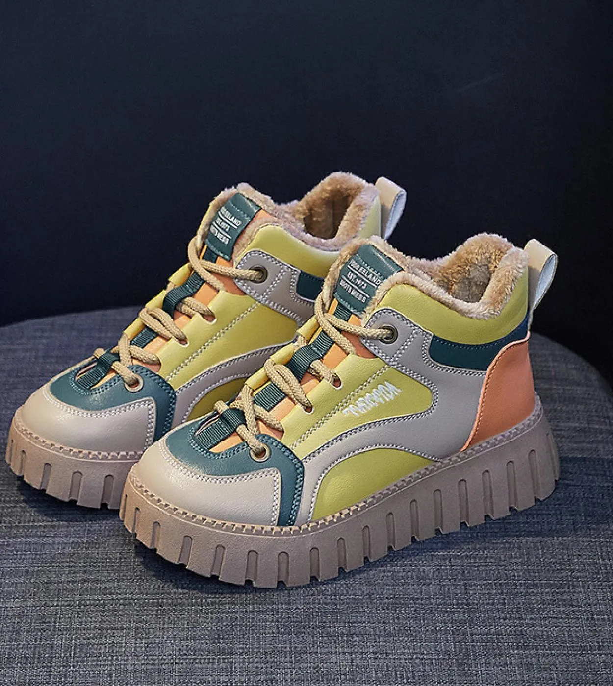2023 Scarpe Invernali In Cotone Caldo Peluche Per Donna Fashion Lace Up Platform High Top Sneakers Scarpe Vulcanizzate Da Donna