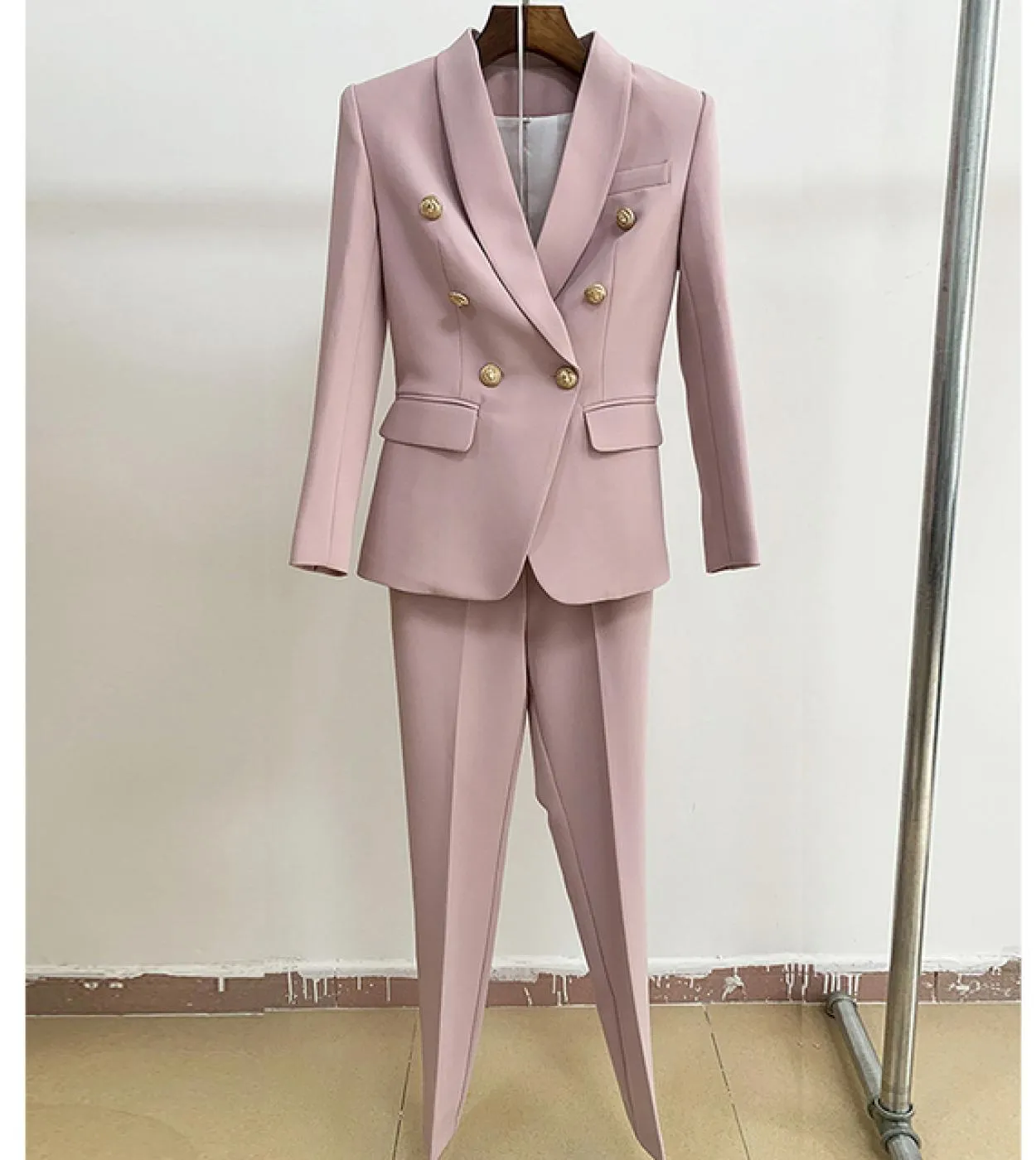 Abiti da lavoro rosa Pantalone da donna Abito da lavoro rosa da donna Abiti da ufficio da donna Tailleur pantalone rosa