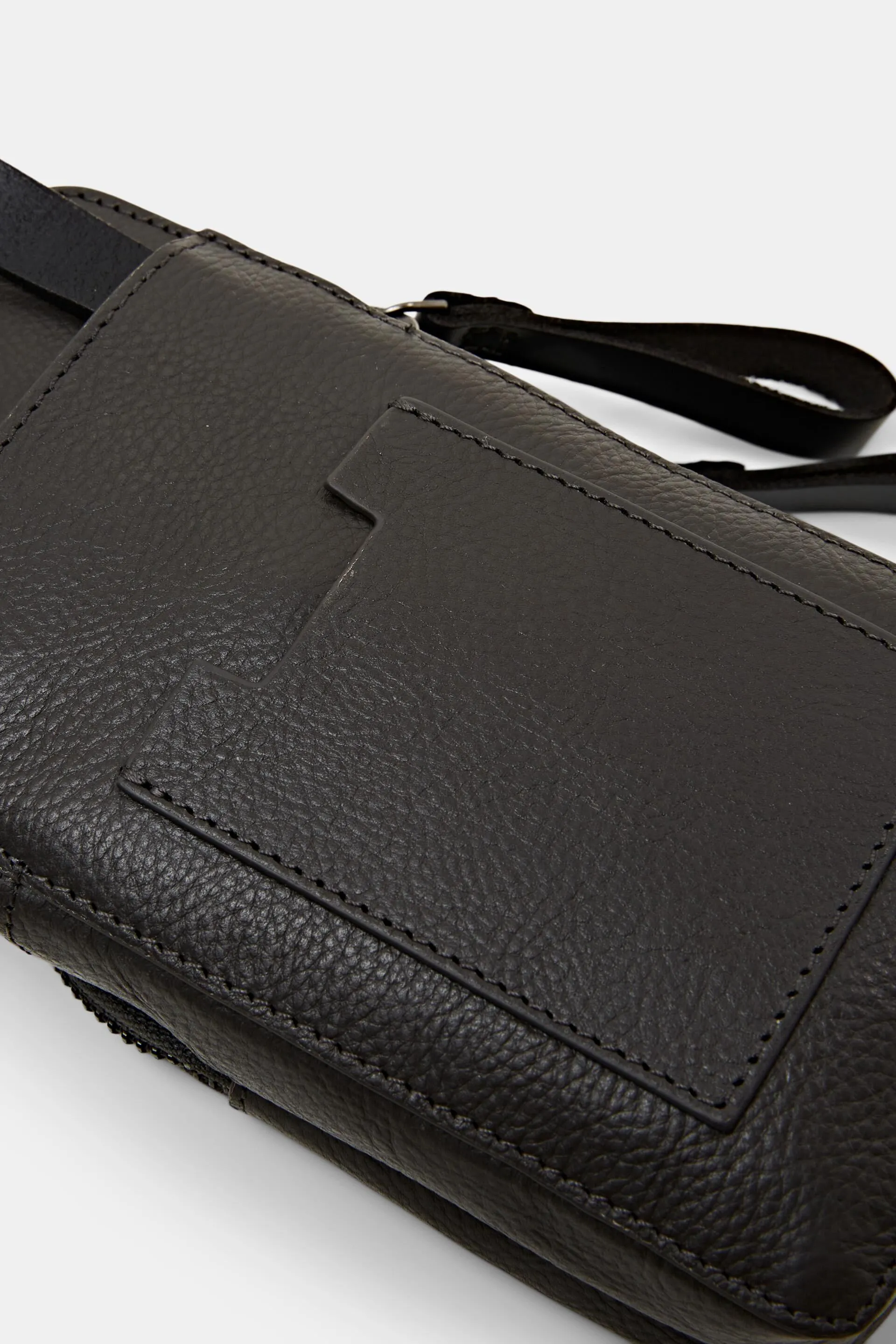 Custodia per cellulare in pelle con tracolla