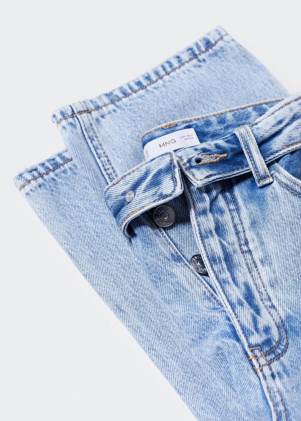 Jeans risvolto in vita