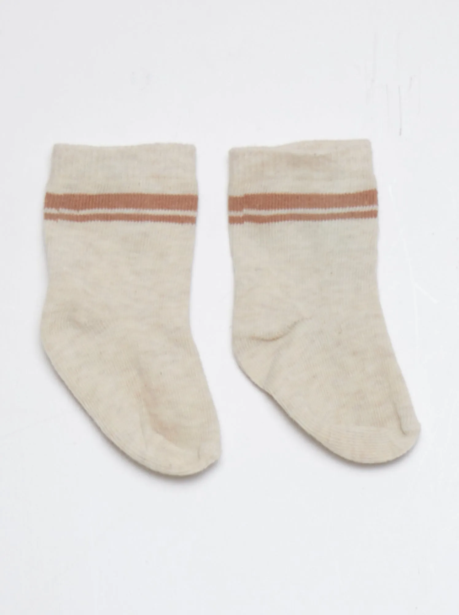 Joggers con tasche applicate + calzini - BEIGE