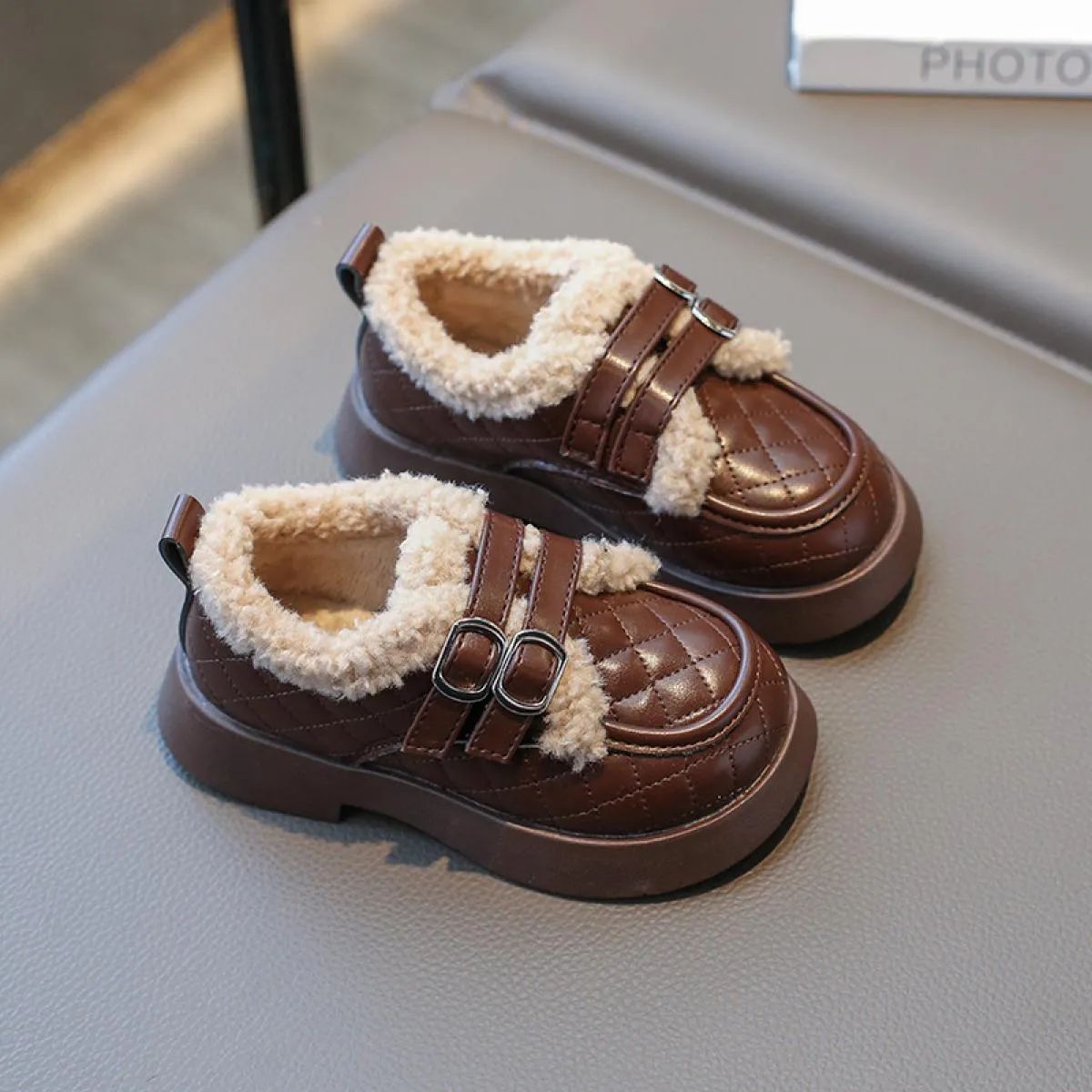 Nuove scarpe invernali per bambini Ragazza per bambini Principessa Pelliccia delicata sulla pelle Scarpe da bambina calde Sneake