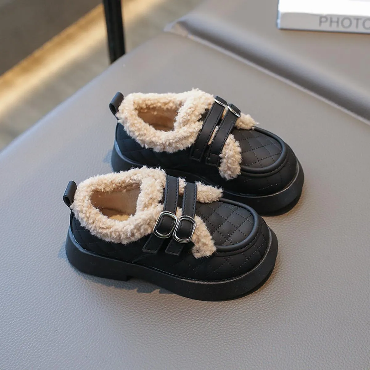 Nuove scarpe invernali per bambini Ragazza per bambini Principessa Pelliccia delicata sulla pelle Scarpe da bambina calde Sneake