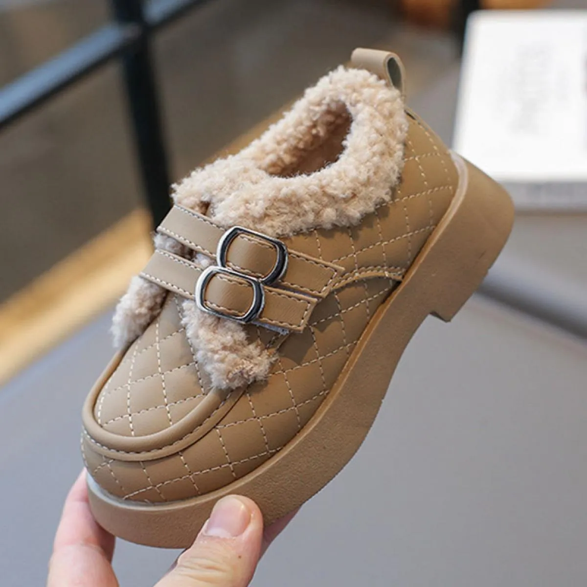 Nuove scarpe invernali per bambini Ragazza per bambini Principessa Pelliccia delicata sulla pelle Scarpe da bambina calde Sneake