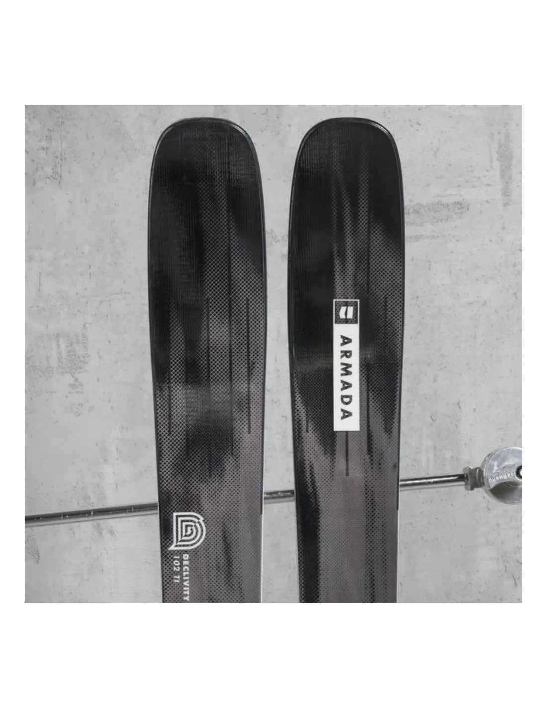 Pack Ski Armada Declivity 102 Ti + attacchi Strive Gw 14