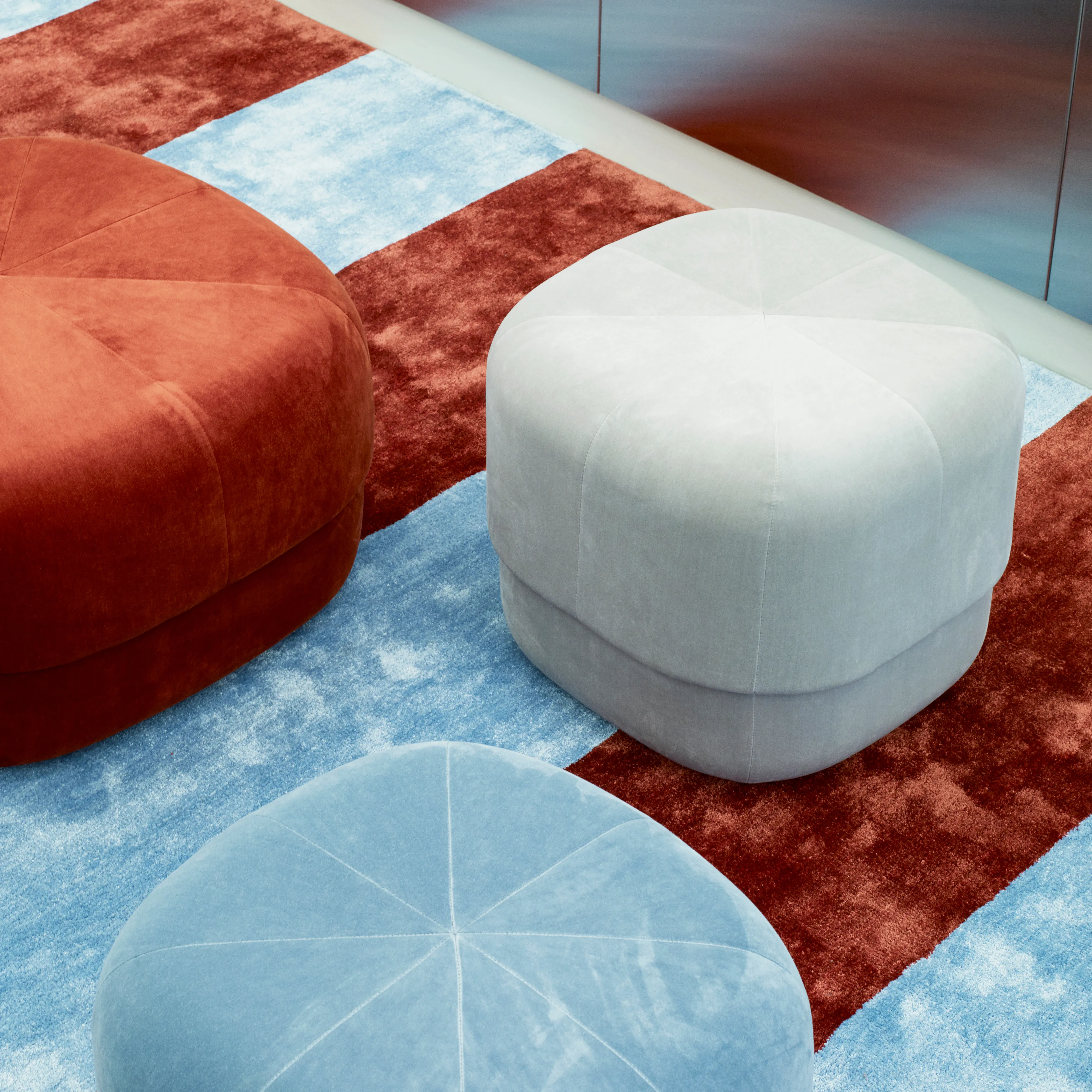 Pouf Circus.jh{font-size:18px}giallo