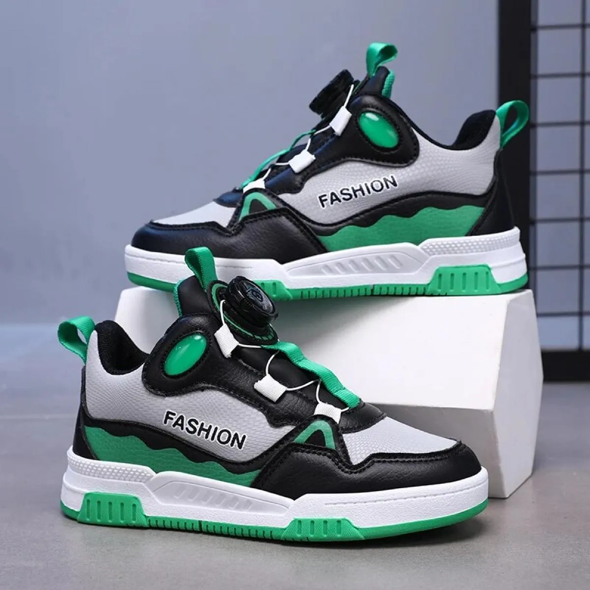Scarpe casual per bambini Scarpe da ginnastica da ragazzo Scarpe sportive invernali per esterni Escursionismo Leggero Popolare A