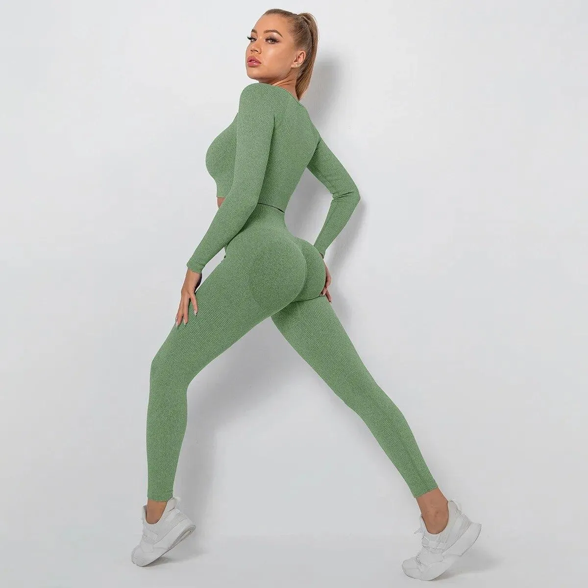 Set di vestiti per yoga Set di vestiti per yoga a maniche lunghe Completo senza cuciture Set di vestiti per allenamento femminil