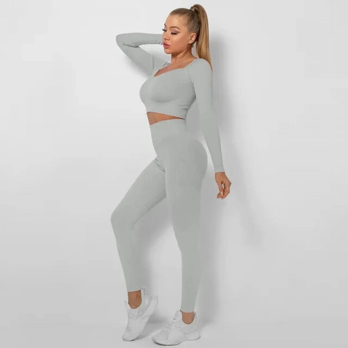 Set di vestiti per yoga Set di vestiti per yoga a maniche lunghe Completo senza cuciture Set di vestiti per allenamento femminil