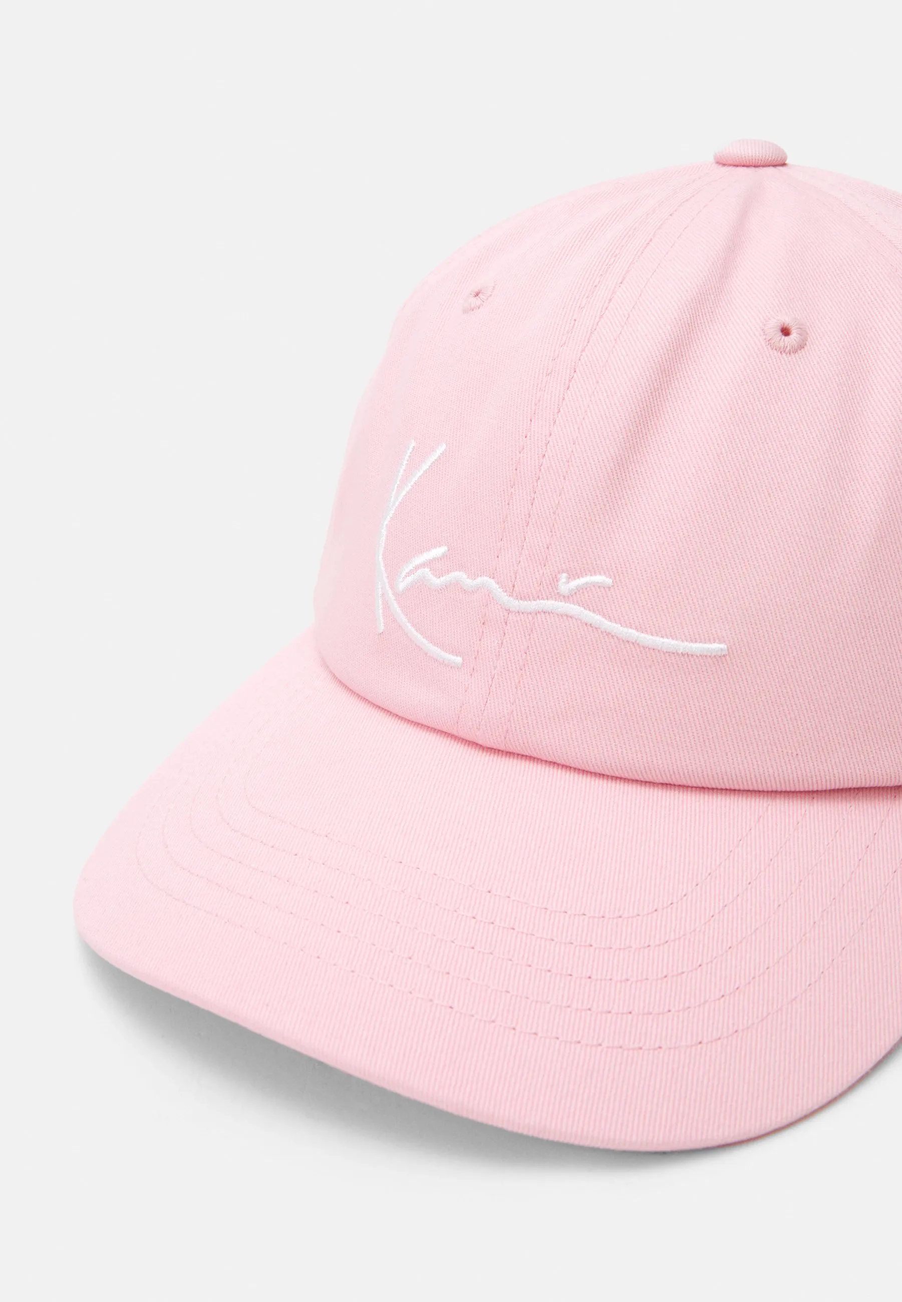 SIGNATURE  - Cappello