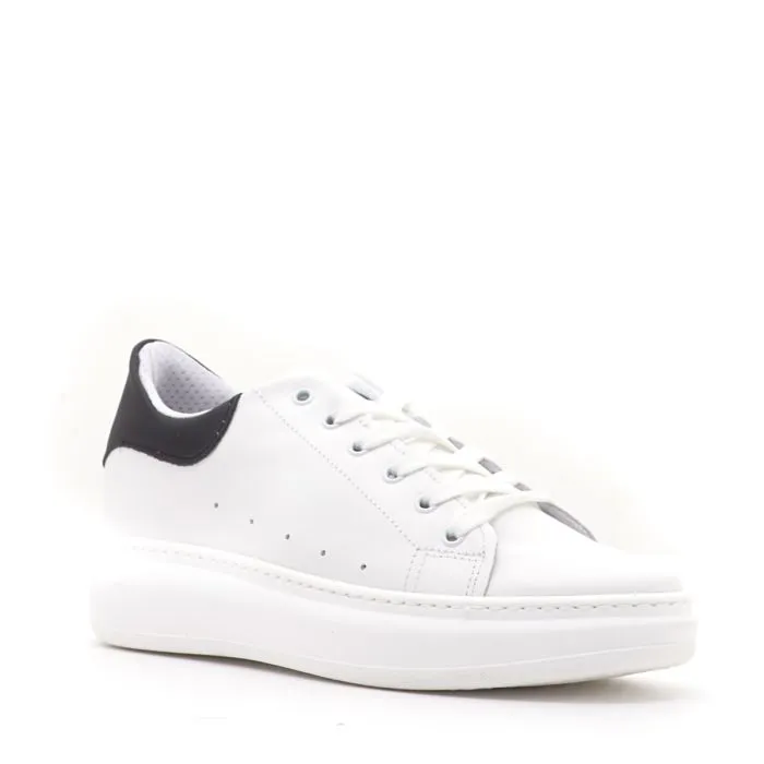 SNEAKERS IN PELLE