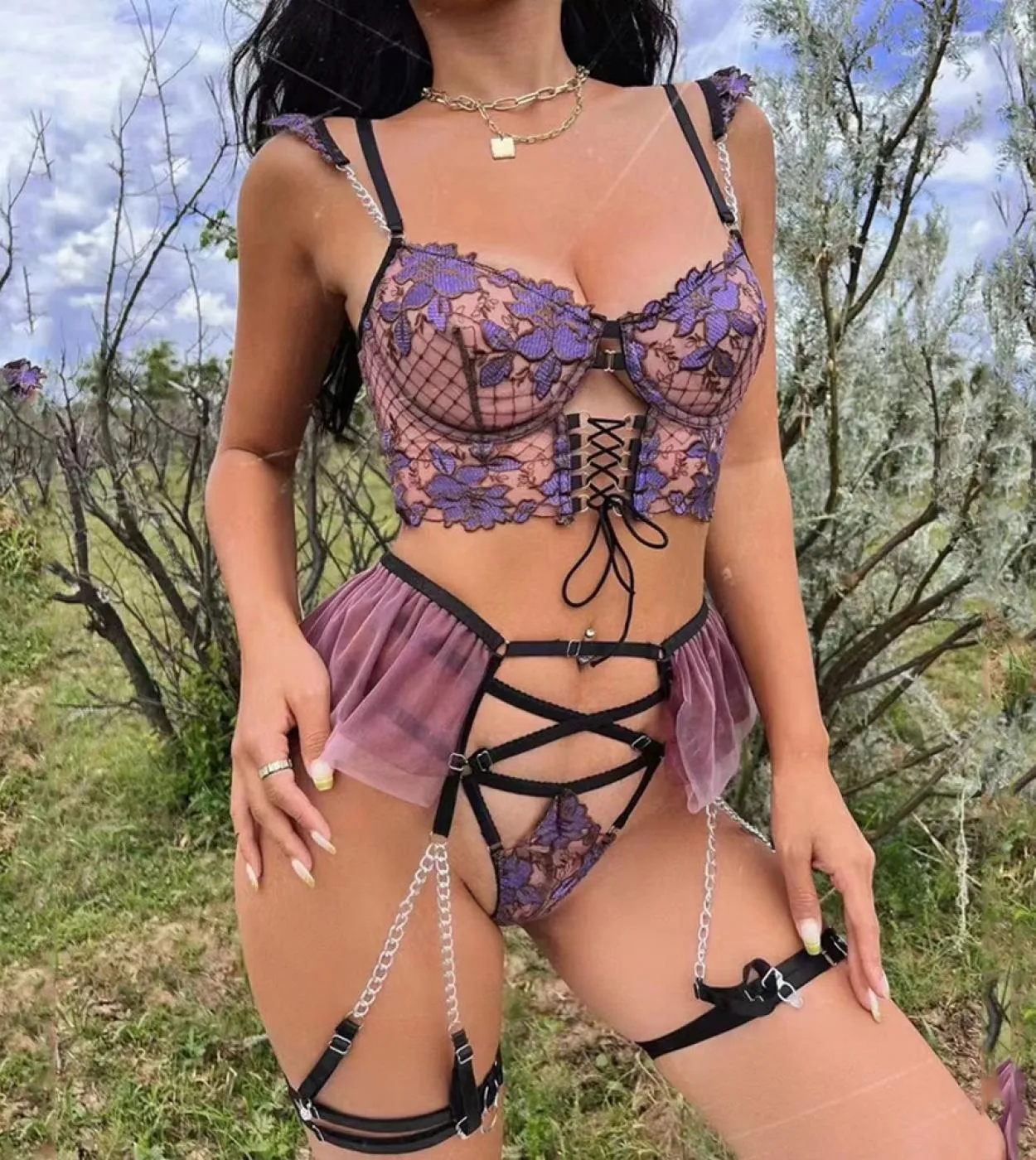 Vedi Completi reggiseno e slip Intimo di lusso Intimo donna Intimo di lusso Intimo di pizzo Completi reggiseno e slip