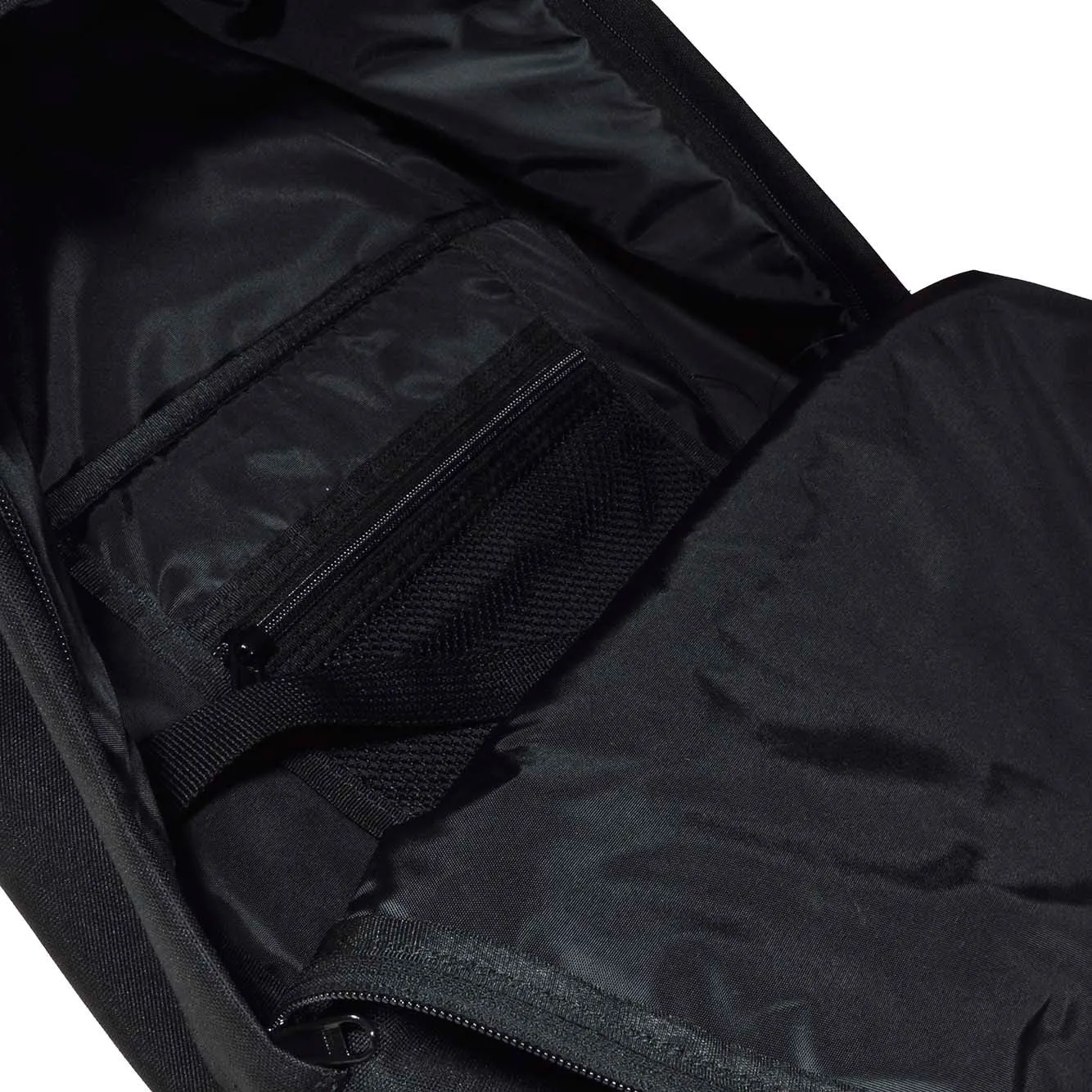 Zaino Jake in nylon riciclato impermeabile nero Carhartt Wip