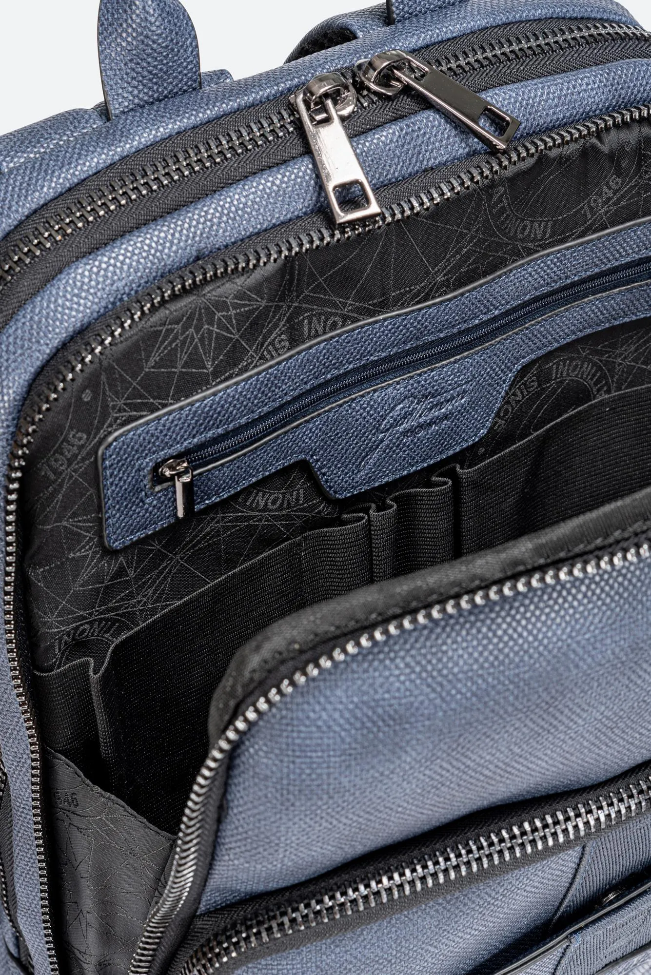 Zaino Tristan Texture con Logo in Rilievo colore Blu
